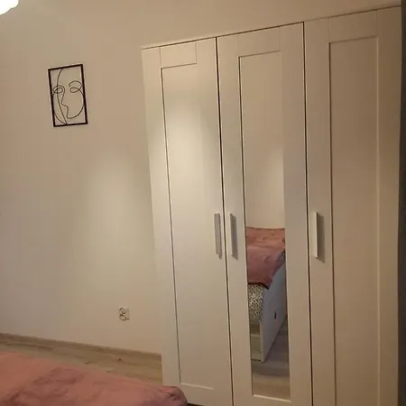 Apartament Cztery Pory Roku Διαμέρισμα *