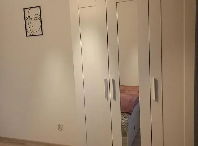 Apartament Cztery Pory Roku Lägenhet *