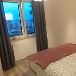 公寓 Apartament Cztery Pory Roku 格但斯克
